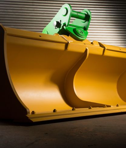 Tilt-DCB-Bucket-In-Action
